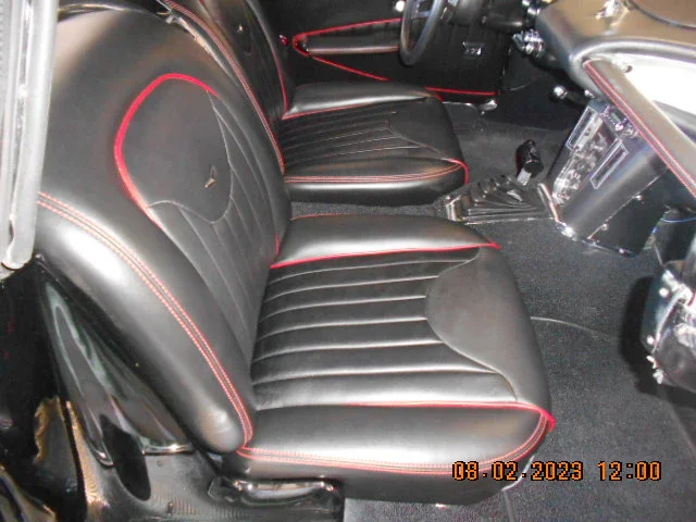 Chevrolet-Corvette-convertible-1960-Black-Black-23