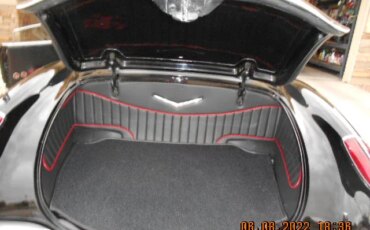 Chevrolet-Corvette-convertible-1960-Black-Black-42