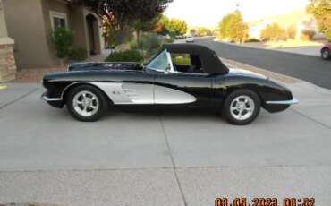 Chevrolet-Corvette-convertible-1960-Black-Black-6
