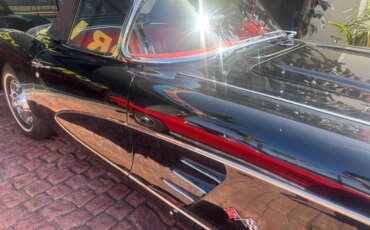 Chevrolet-Corvette-convertible-1960-Black-Red-5