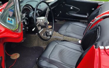 Chevrolet-Corvette-convertible-1960-Red-Black-14