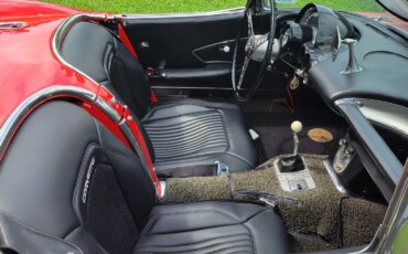 Chevrolet-Corvette-convertible-1960-Red-Black-2