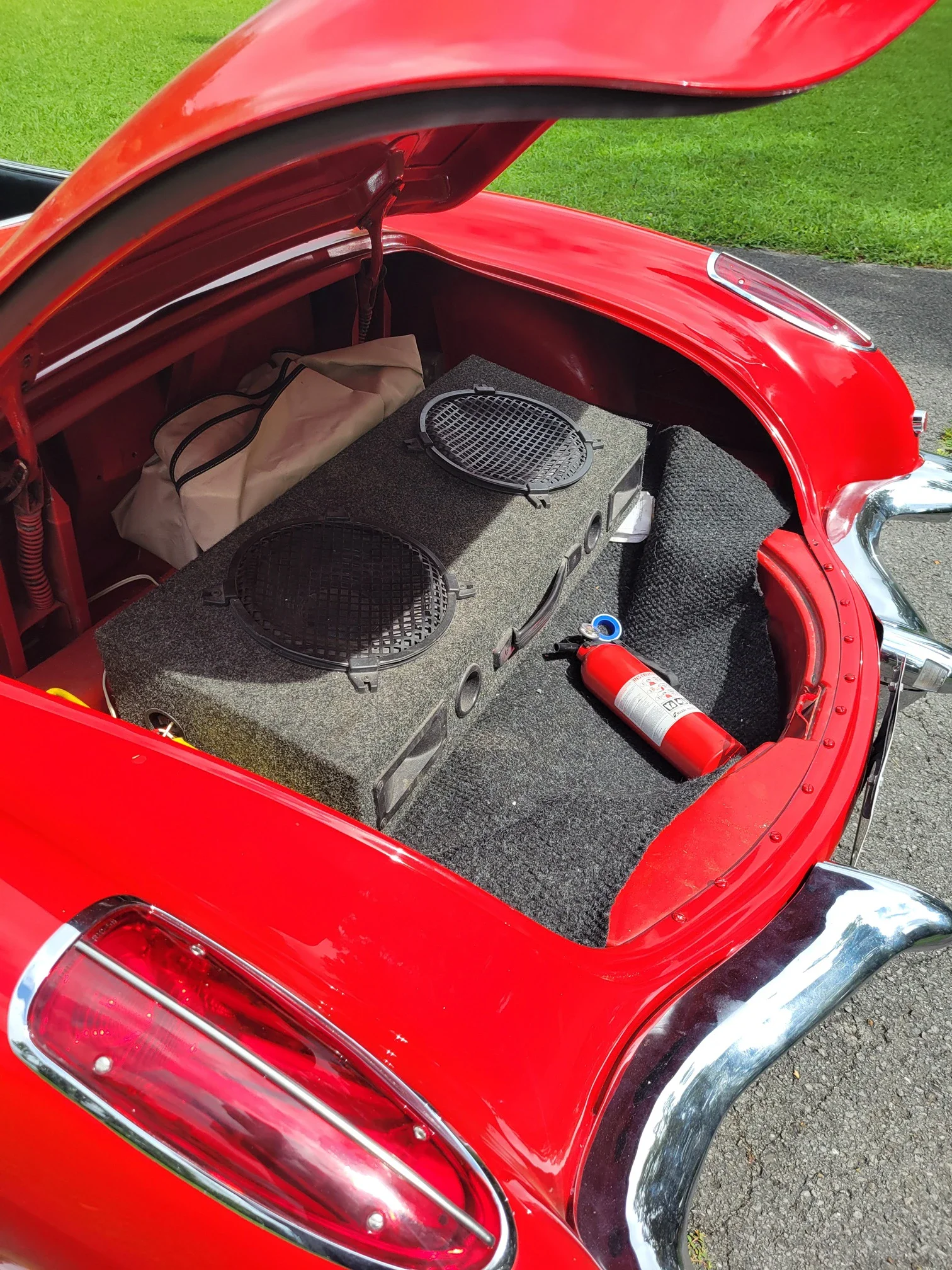 Chevrolet-Corvette-convertible-1960-Red-Black-22