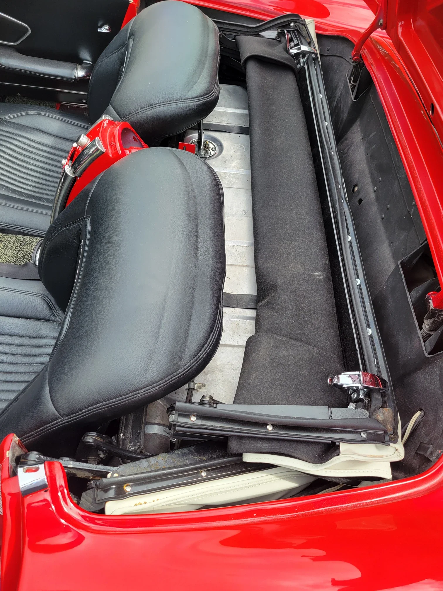 Chevrolet-Corvette-convertible-1960-Red-Black-8