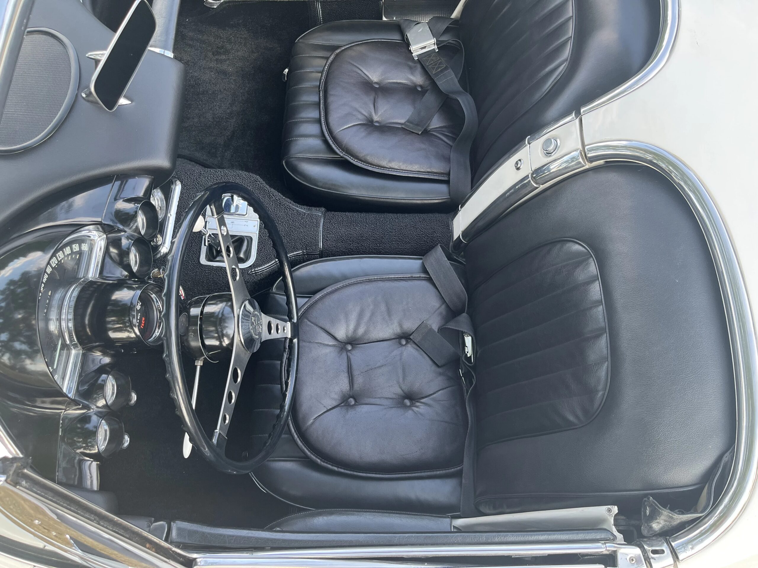 Chevrolet-Corvette-convertible-1960-White-Black-15