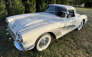 Chevrolet-Corvette-convertible-1960-White-Black-17
