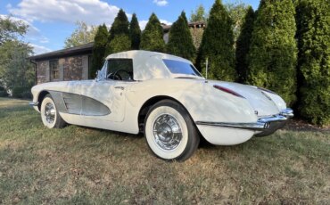 Chevrolet-Corvette-convertible-1960-White-Black-2