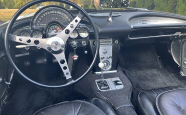Chevrolet-Corvette-convertible-1960-White-Black-28