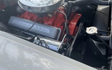 Chevrolet-Corvette-convertible-1960-White-Black-36