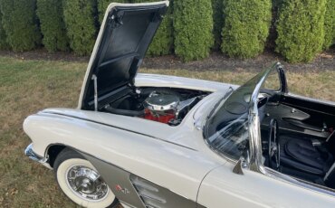 Chevrolet-Corvette-convertible-1960-White-Black-7