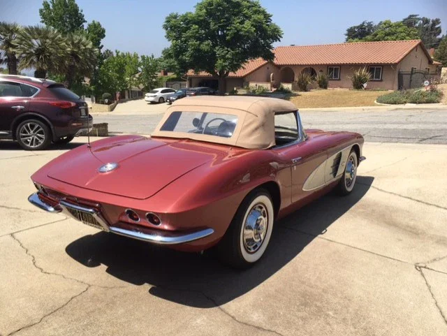 Chevrolet-Corvette-convertible-1961-Burgundy-Tan-6