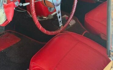 Chevrolet-Corvette-convertible-1962-White-Red-10