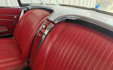 Chevrolet-Corvette-convertible-1962-White-Red-12