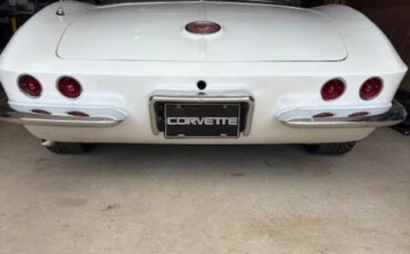 Chevrolet-Corvette-convertible-1962-White-Red-4
