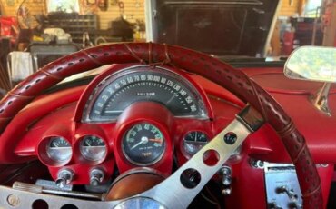 Chevrolet-Corvette-convertible-1962-White-Red-6