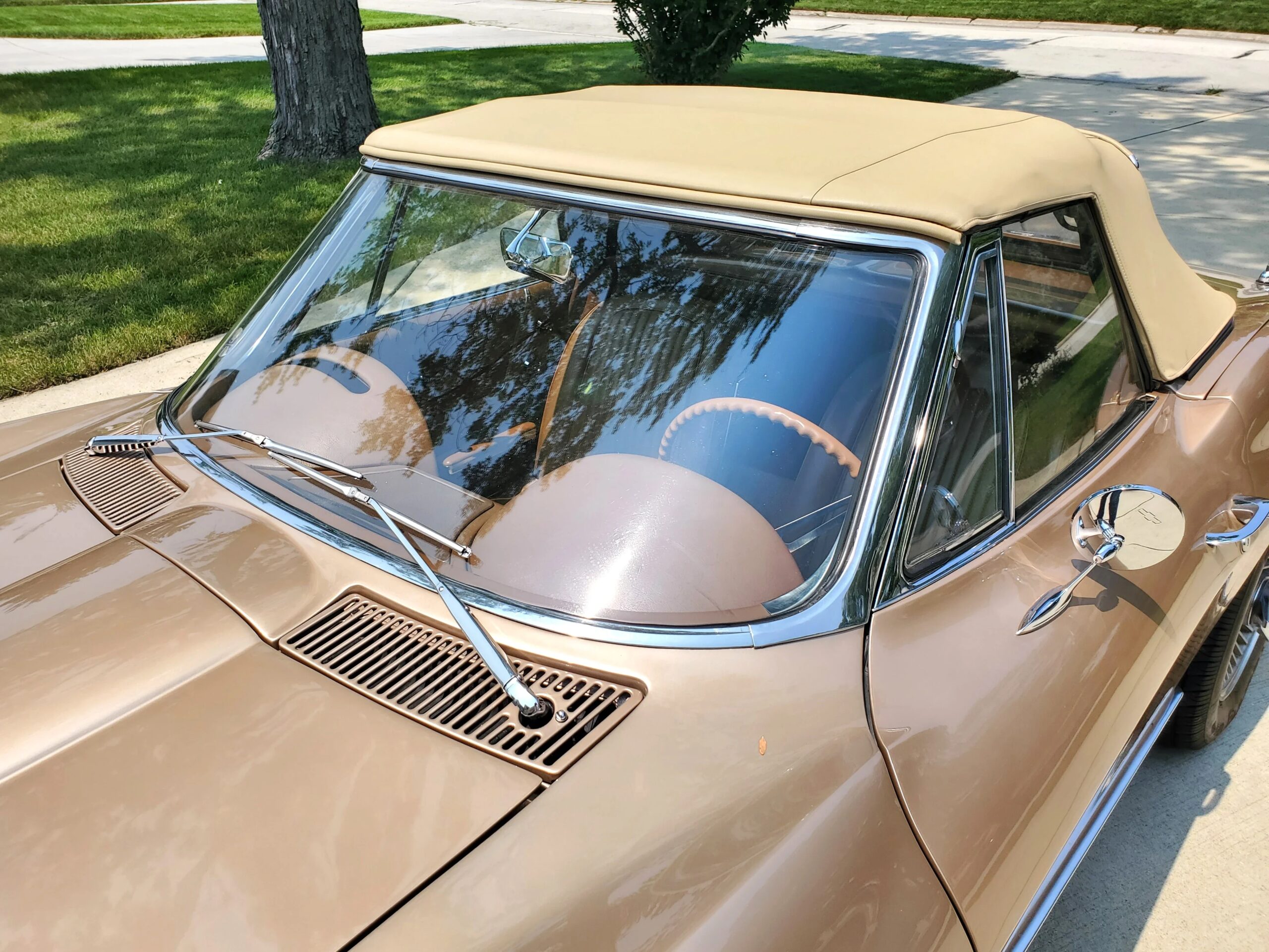 Chevrolet-Corvette-convertible-1963-Tan-Tan-11