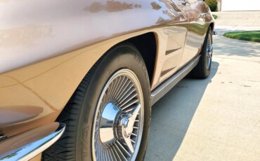 Chevrolet-Corvette-convertible-1963-Tan-Tan-16