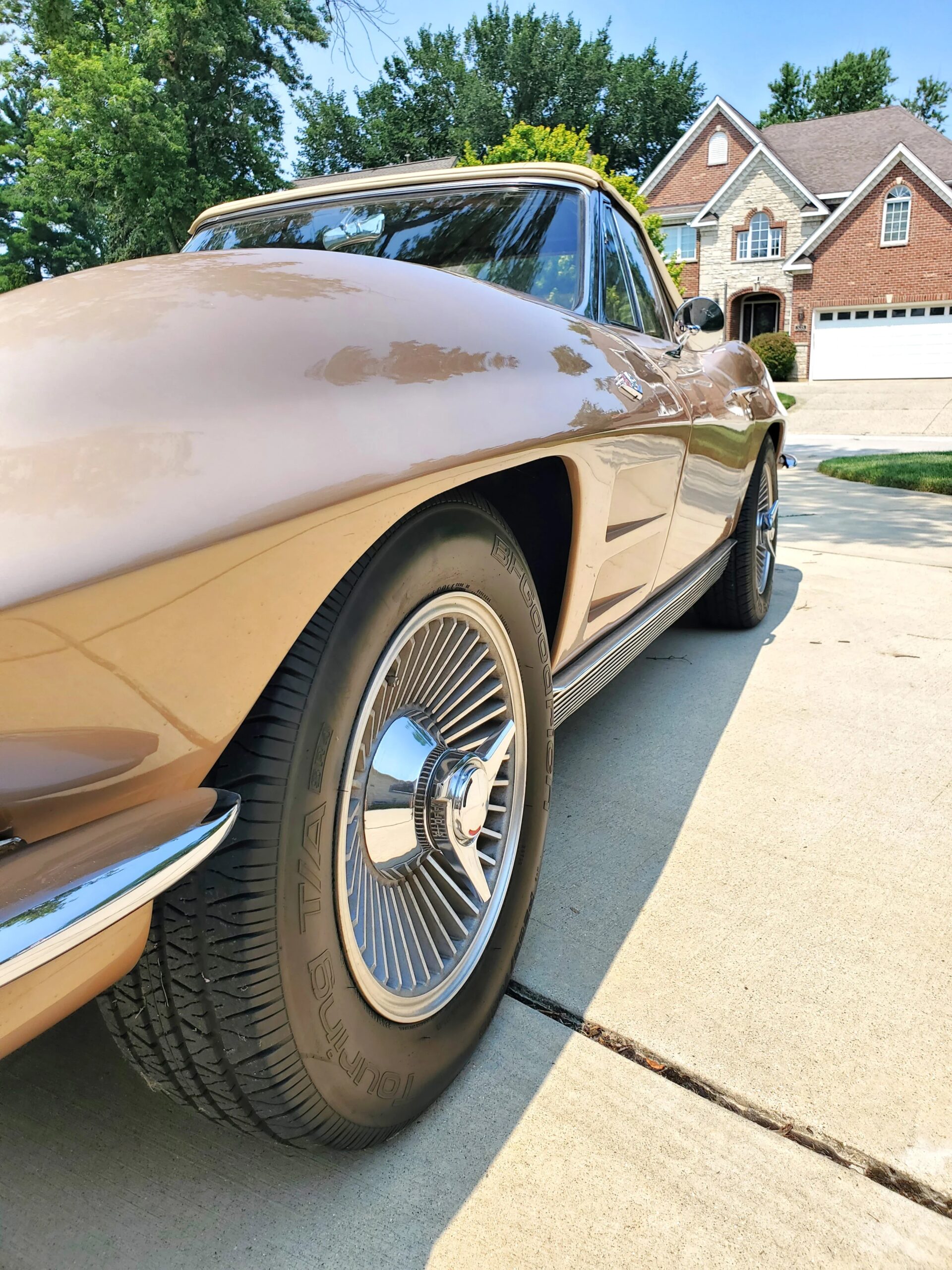 Chevrolet-Corvette-convertible-1963-Tan-Tan-16