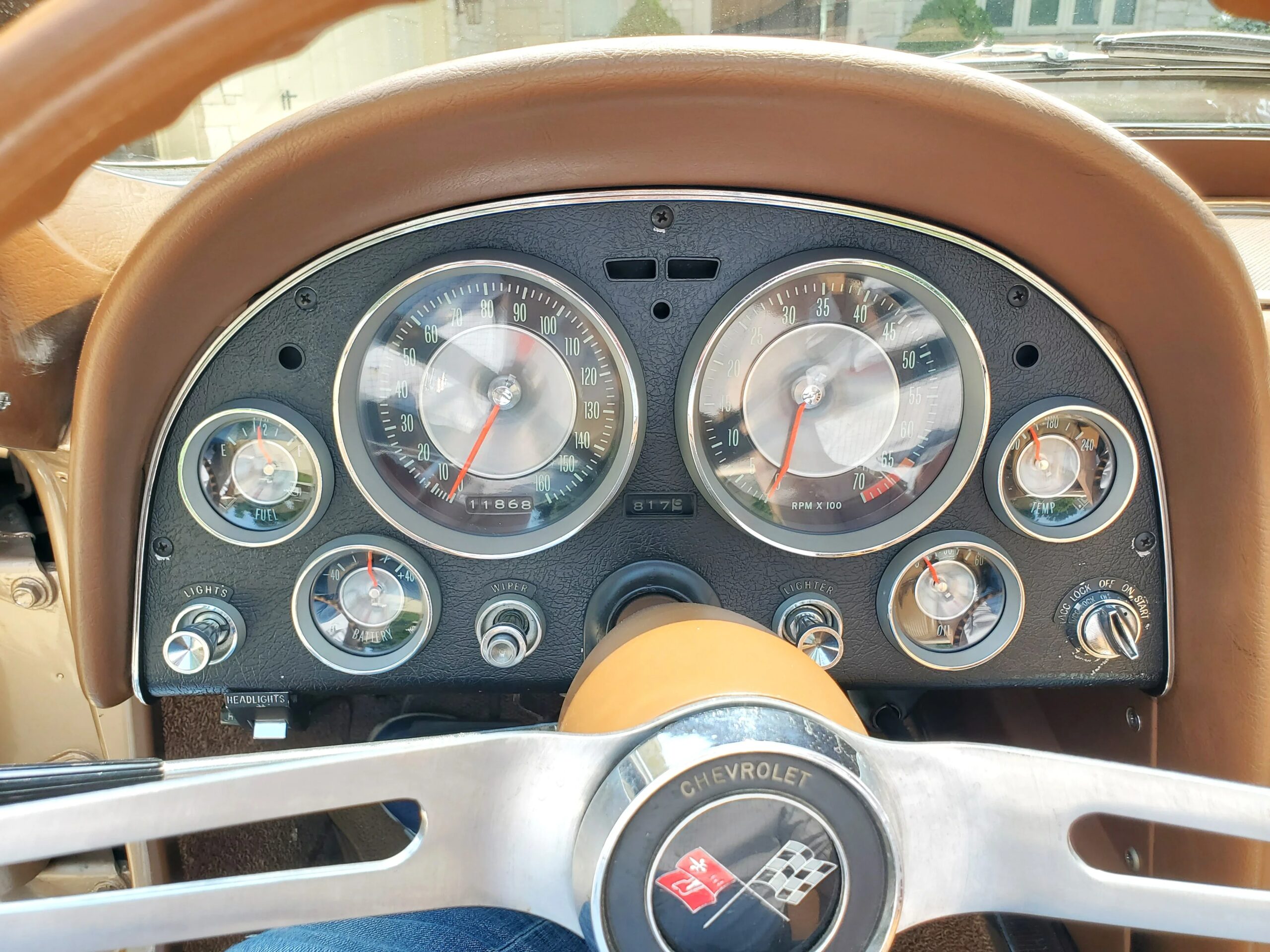 Chevrolet-Corvette-convertible-1963-Tan-Tan-27