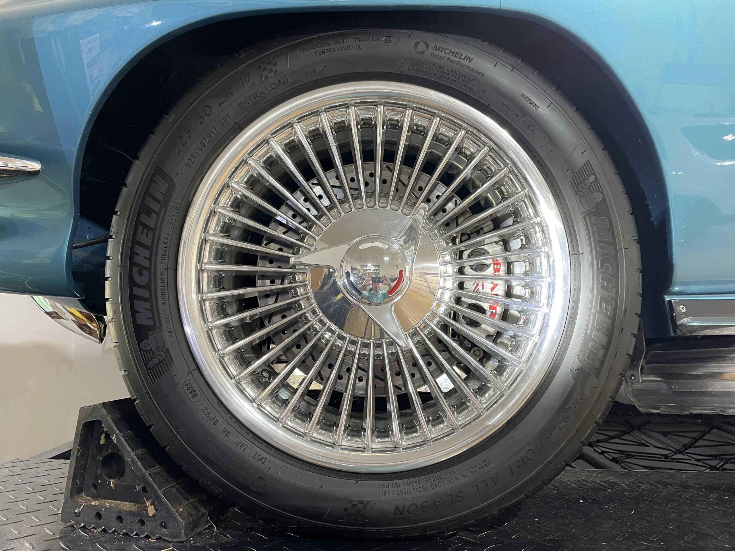 Chevrolet-Corvette-convertible-1965-Blue-White-14