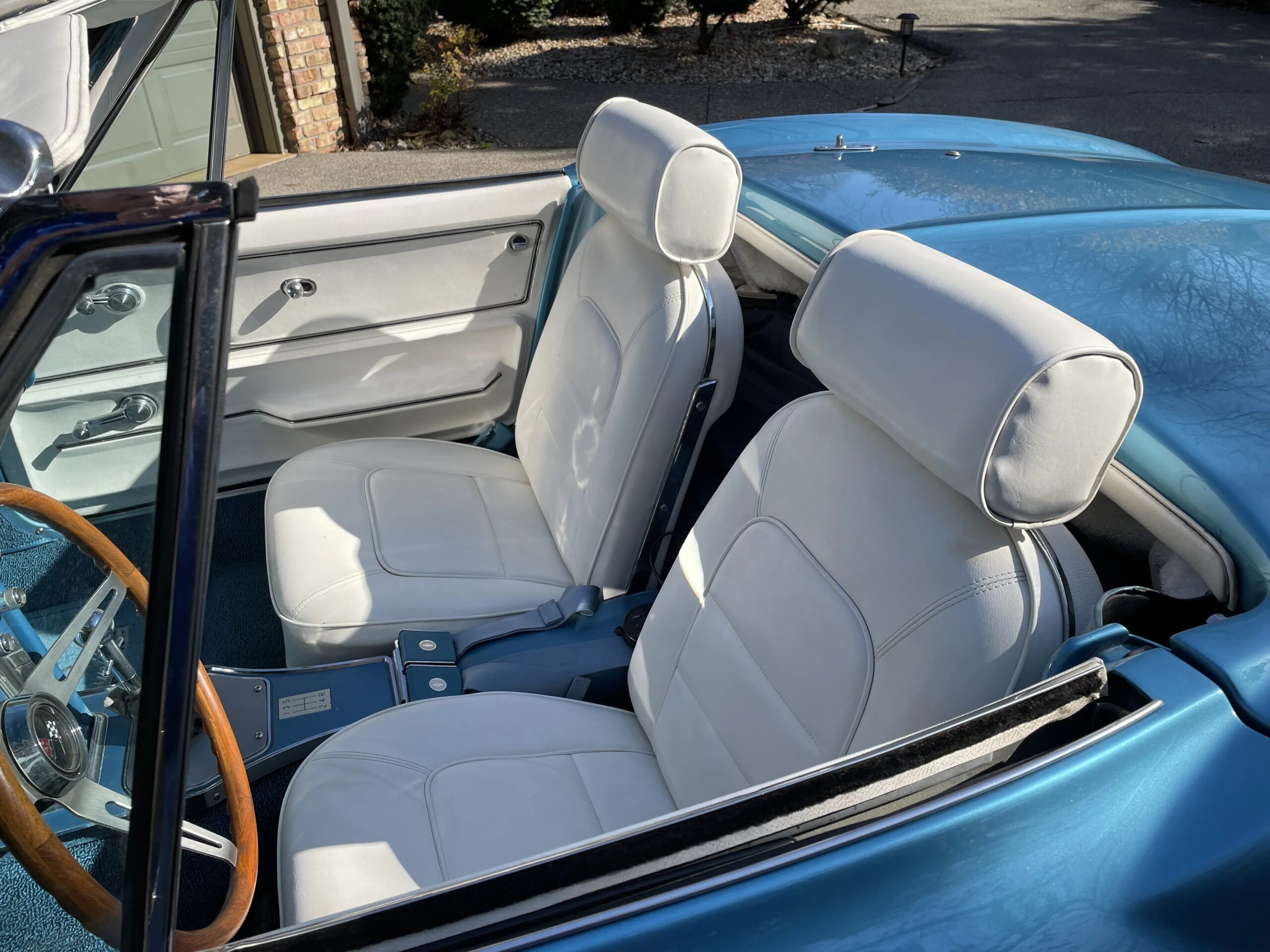 Chevrolet-Corvette-convertible-1965-Blue-White-22
