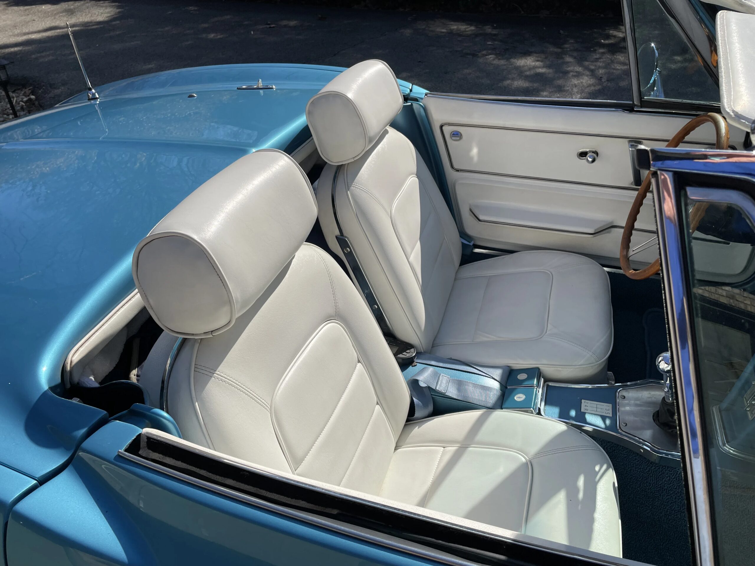 Chevrolet-Corvette-convertible-1965-Blue-White-25