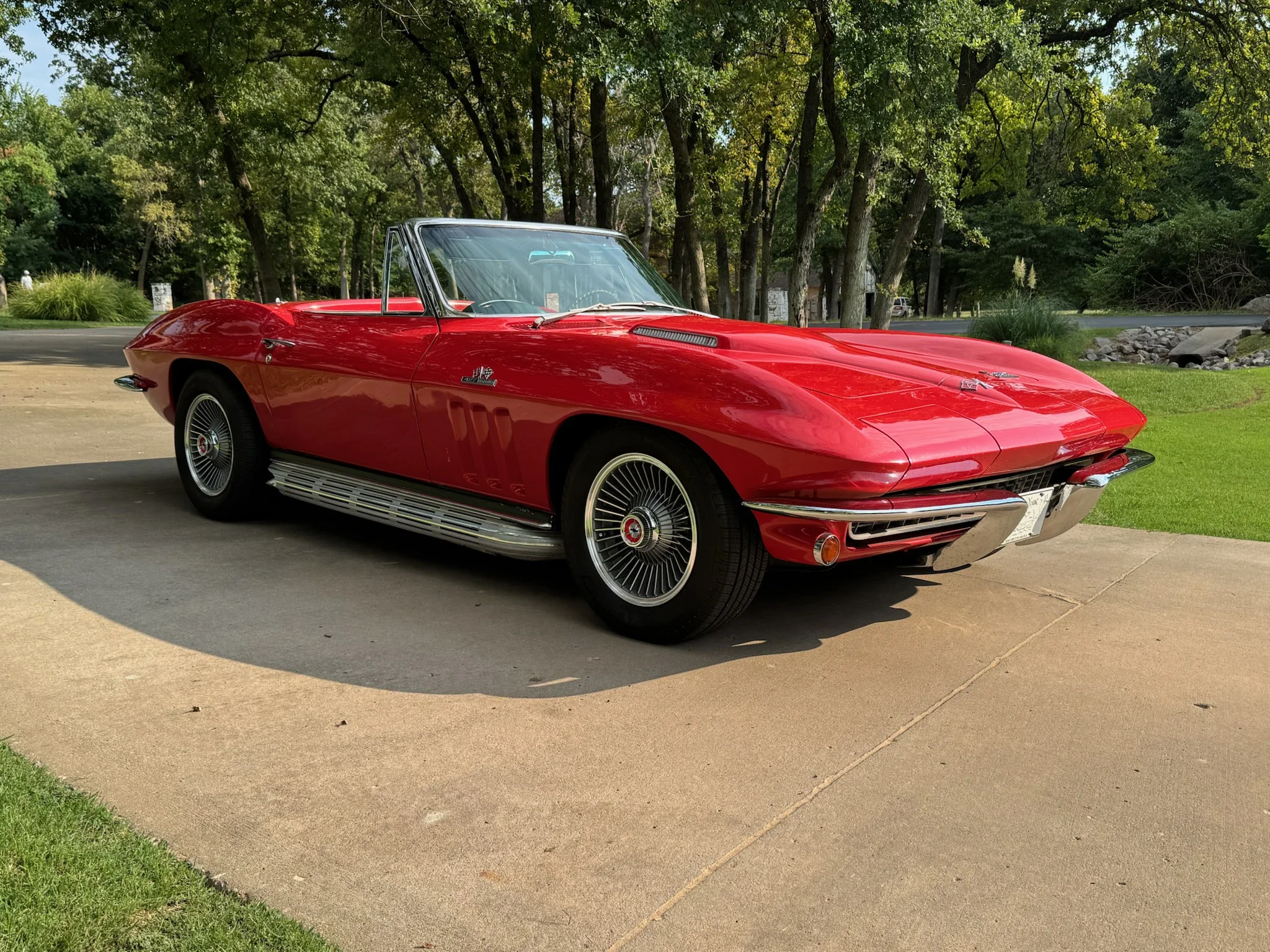 Chevrolet-Corvette-convertible-1966-Red-Black-13