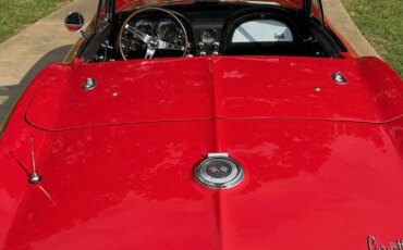 Chevrolet-Corvette-convertible-1966-Red-Black-14
