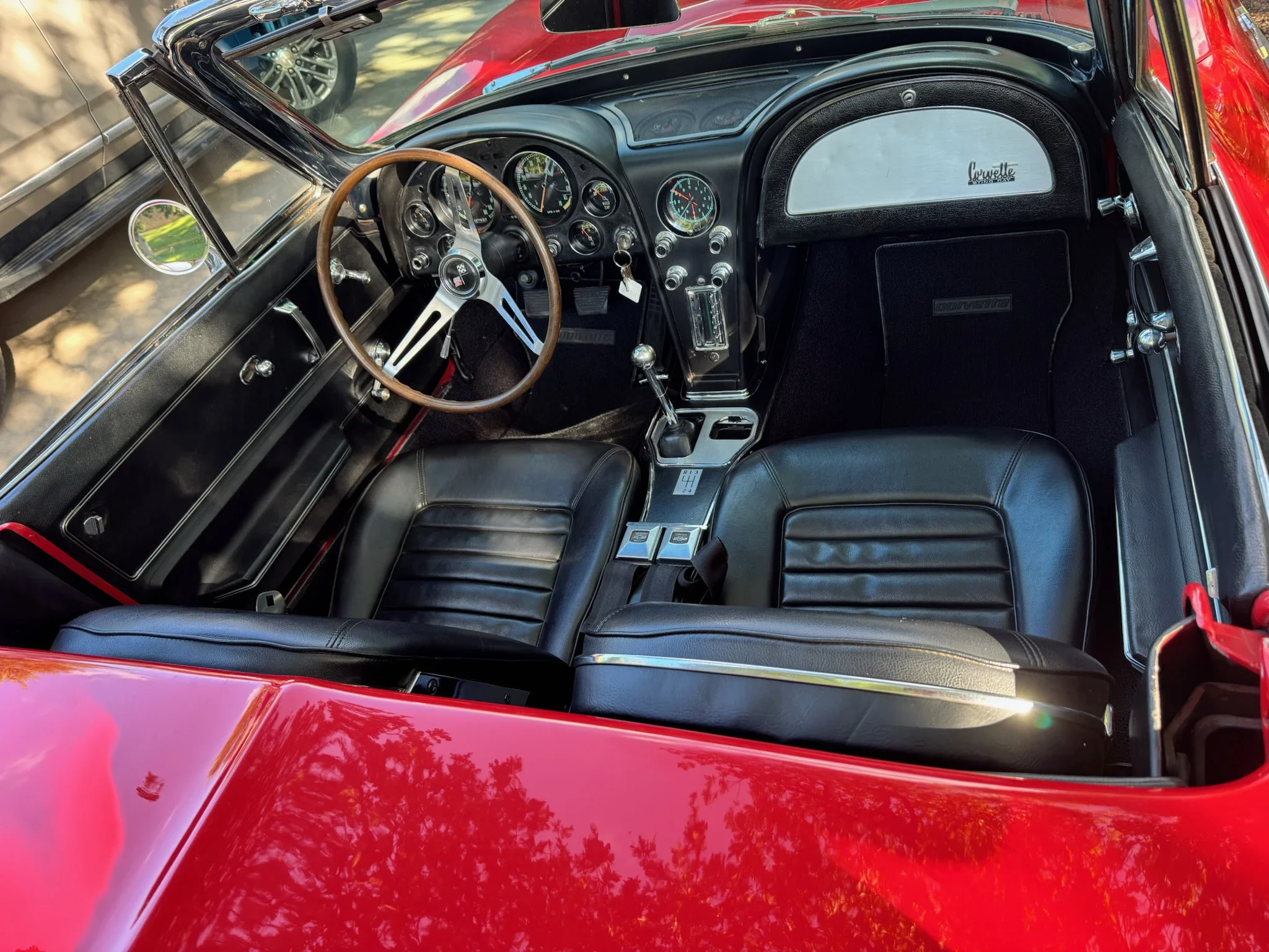 Chevrolet-Corvette-convertible-1966-Red-Black-28