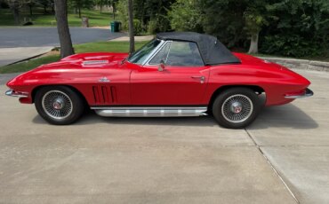 Chevrolet-Corvette-convertible-1966-Red-Black-3