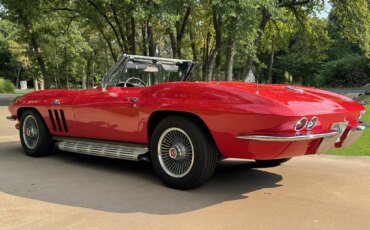 Chevrolet-Corvette-convertible-1966-Red-Black