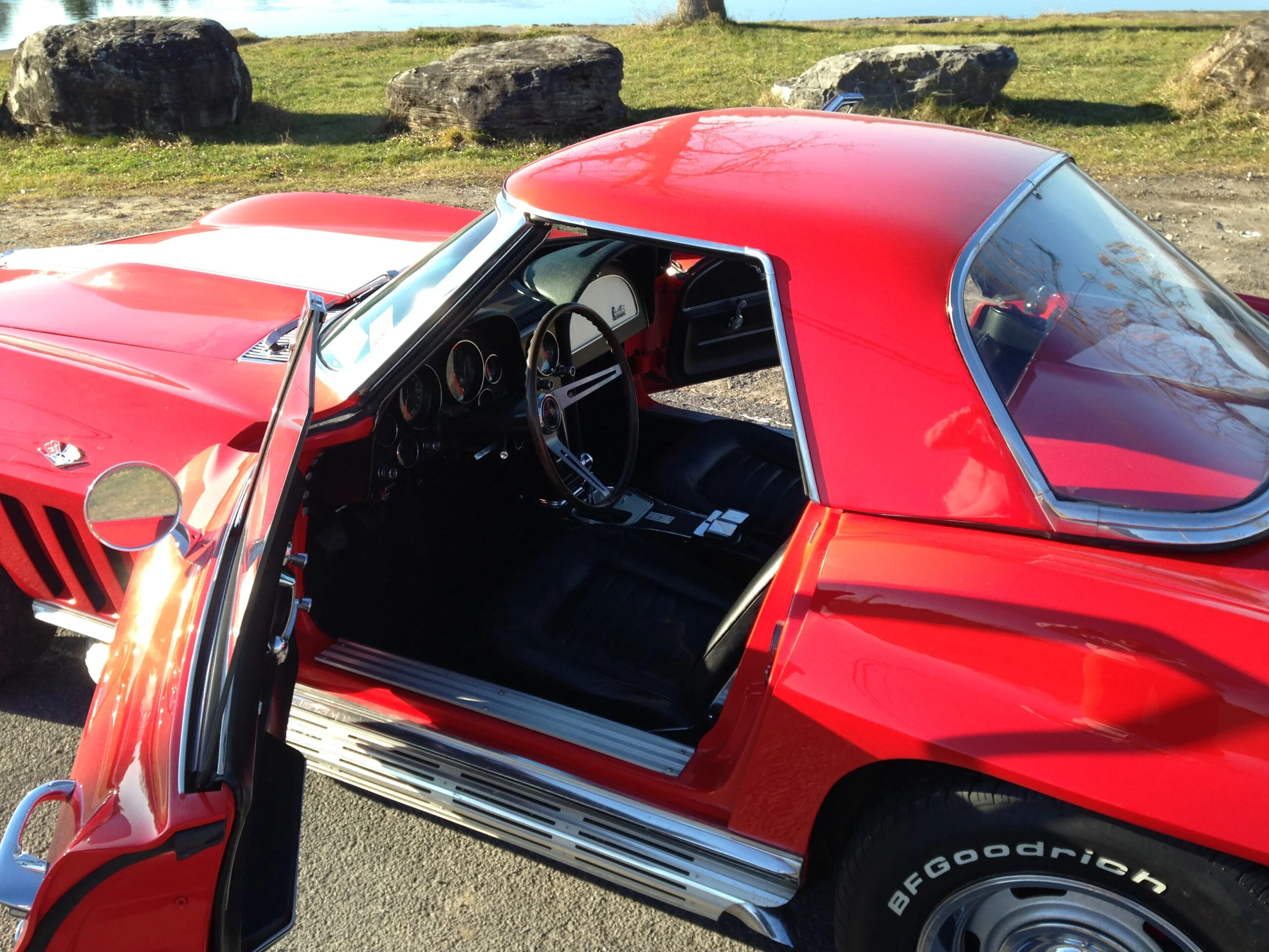 Chevrolet-Corvette-convertible-1966-Red-Black-52