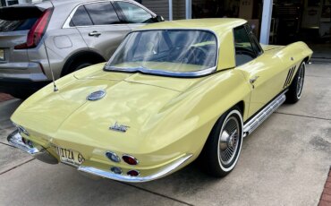 Chevrolet-Corvette-convertible-1966-Yellow-Black