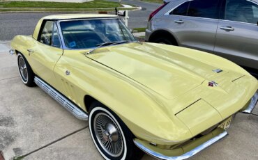 Chevrolet-Corvette-convertible-1966-Yellow-Black-8