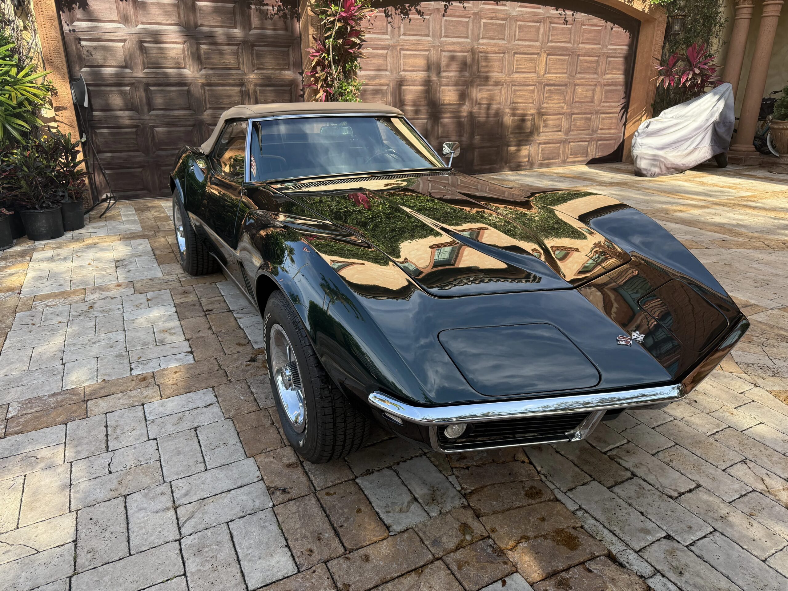 Chevrolet-Corvette-convertible-1968-Black-1