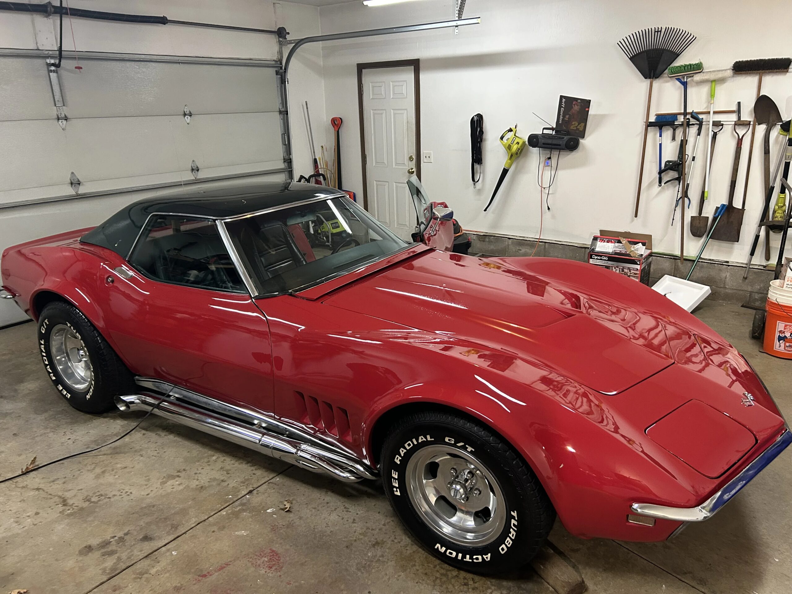 Chevrolet-Corvette-convertible-1968-Red-Black-2