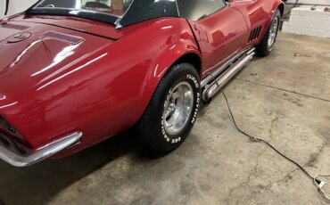 Chevrolet-Corvette-convertible-1968-Red-Black-5