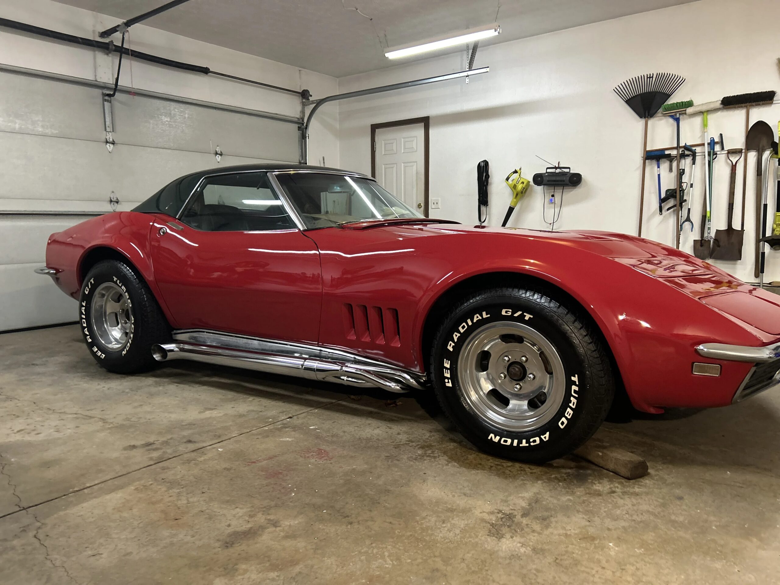 Chevrolet-Corvette-convertible-1968-Red-Black-6