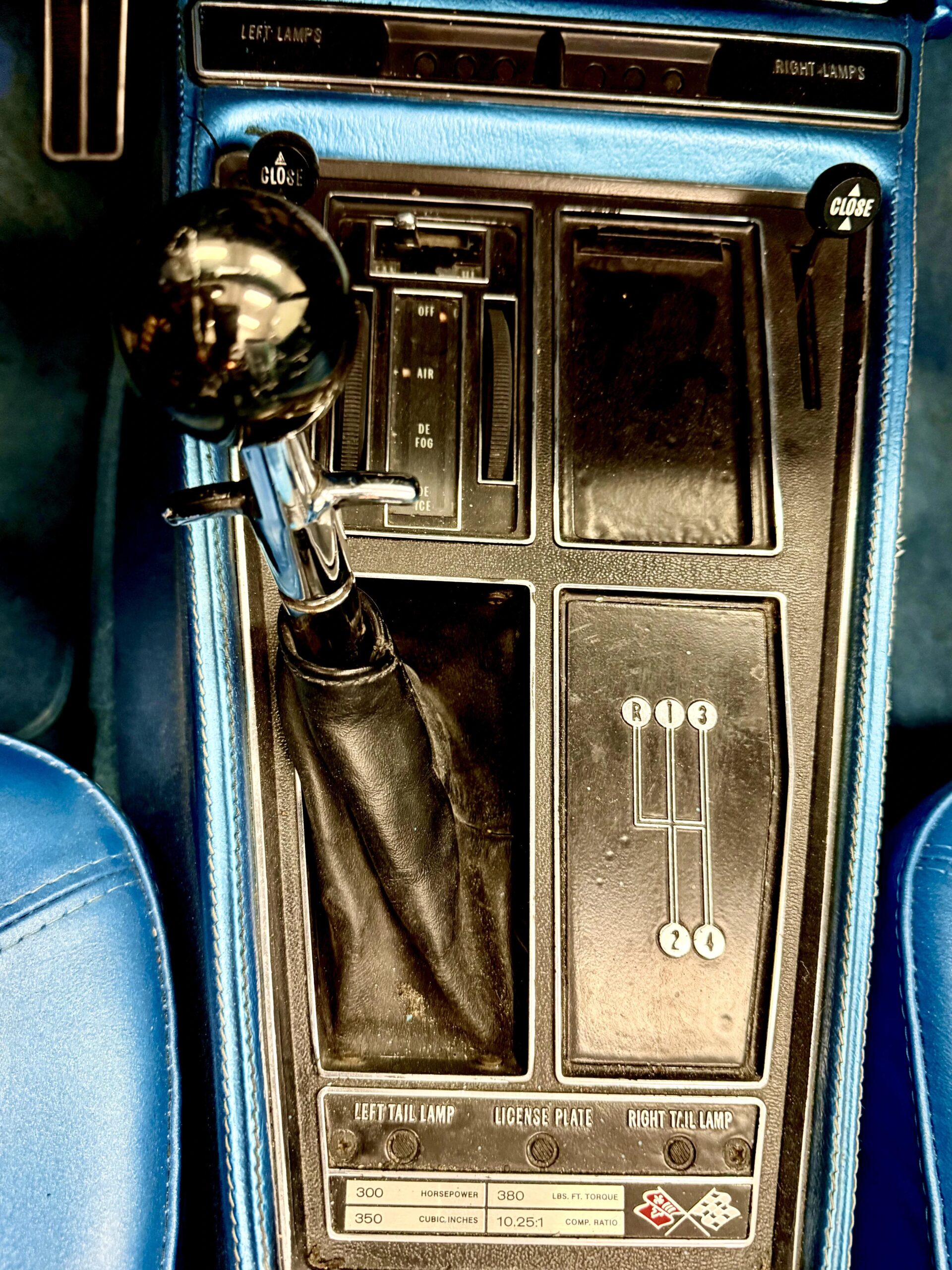 Chevrolet-Corvette-convertible-1970-Blue-Blue-24