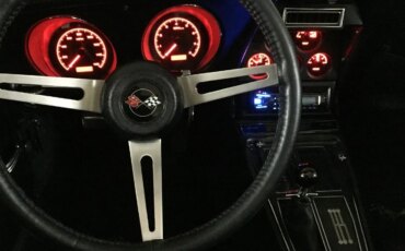 Chevrolet-Corvette-convertible-1970-Red-Black-32
