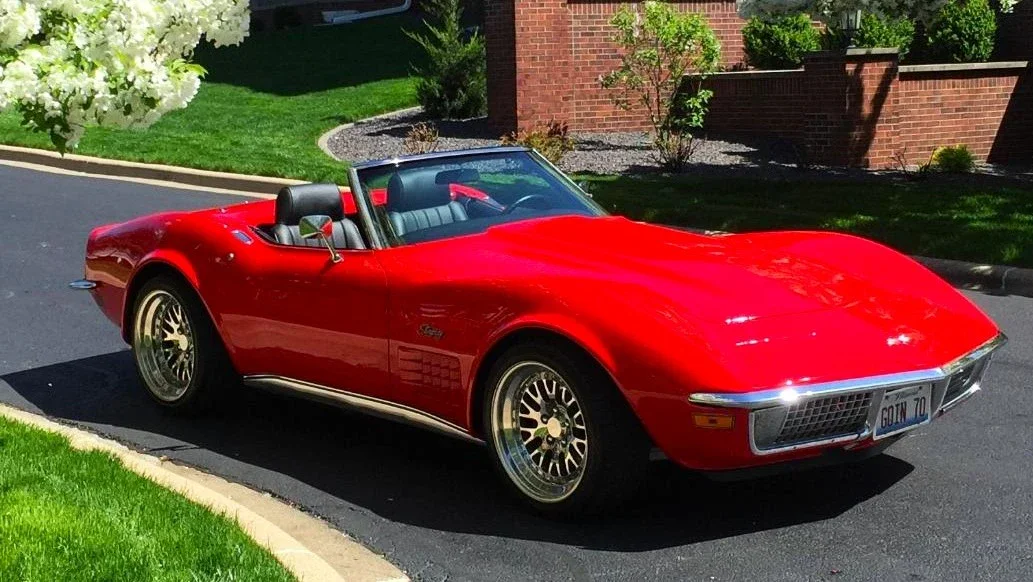 Chevrolet-Corvette-convertible-1970-Red-Black-43