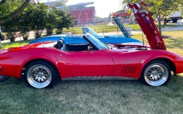 Chevrolet-Corvette-convertible-1970-Red-Black-47