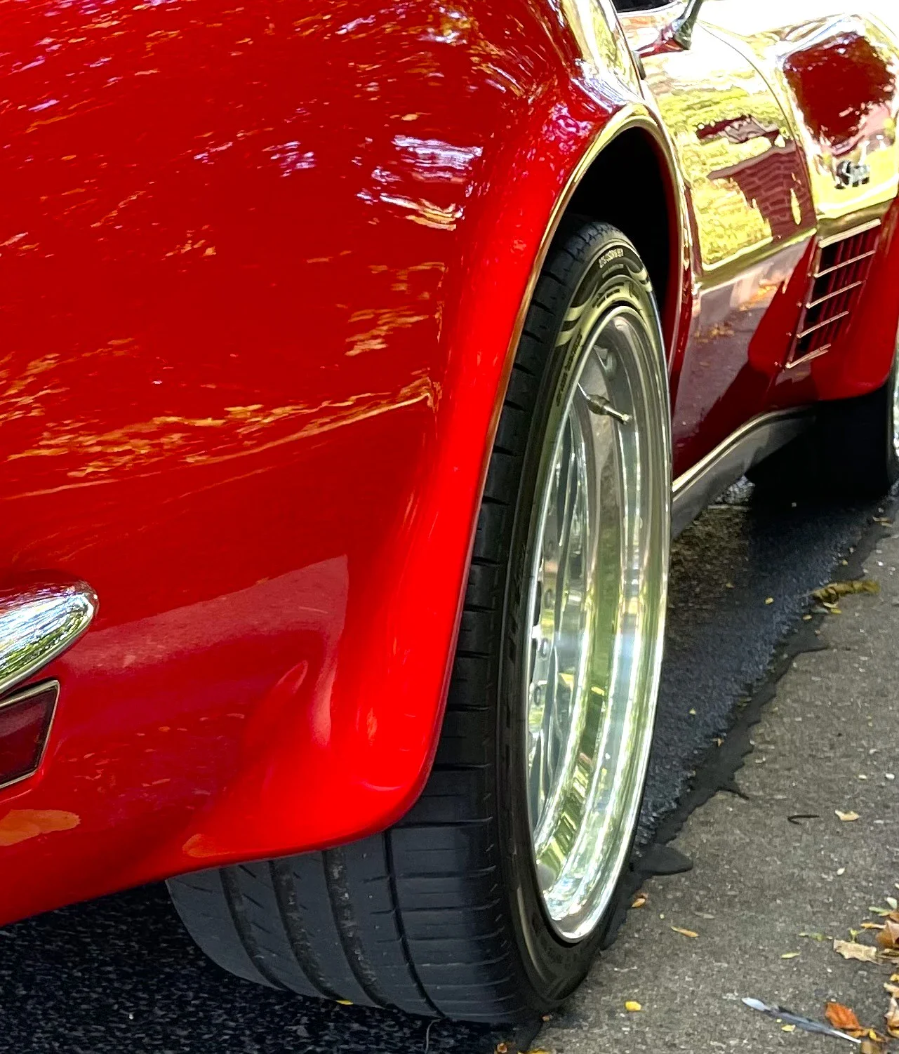 Chevrolet-Corvette-convertible-1970-Red-Black-56