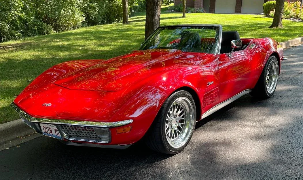 Chevrolet-Corvette-convertible-1970-Red-Black-6