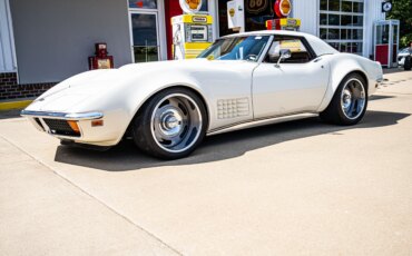 Chevrolet-Corvette-convertible-1972-White-Tan-1