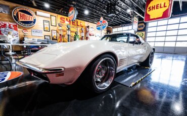 Chevrolet-Corvette-convertible-1972-White-Tan-10