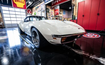 Chevrolet-Corvette-convertible-1972-White-Tan-12
