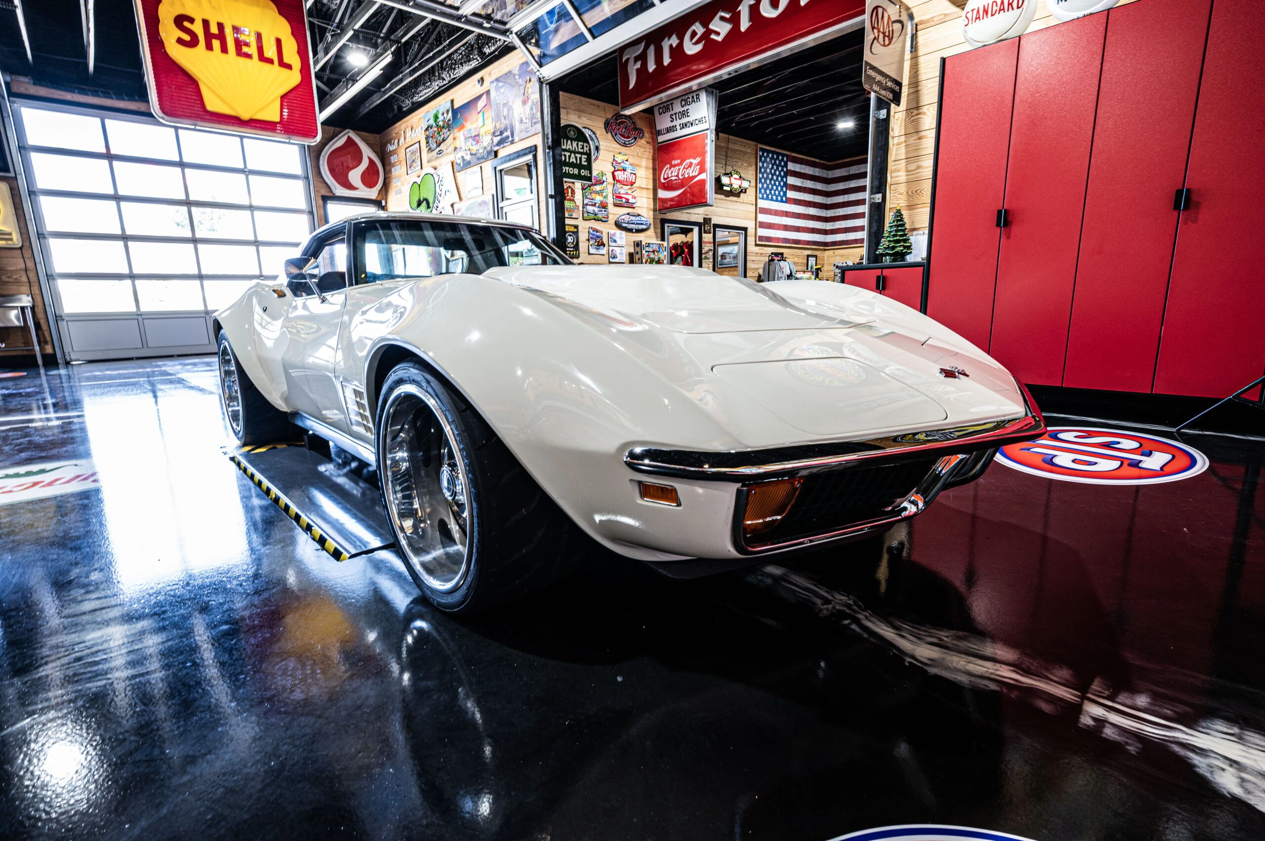 Chevrolet-Corvette-convertible-1972-White-Tan-12