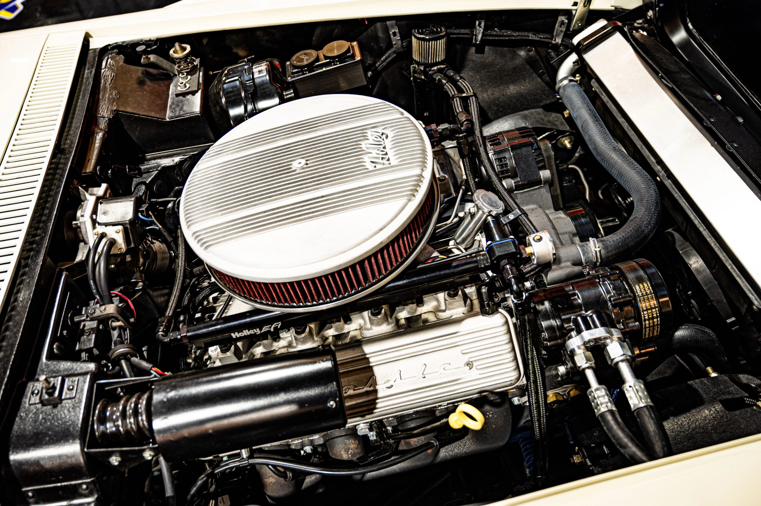 Chevrolet-Corvette-convertible-1972-White-Tan-3