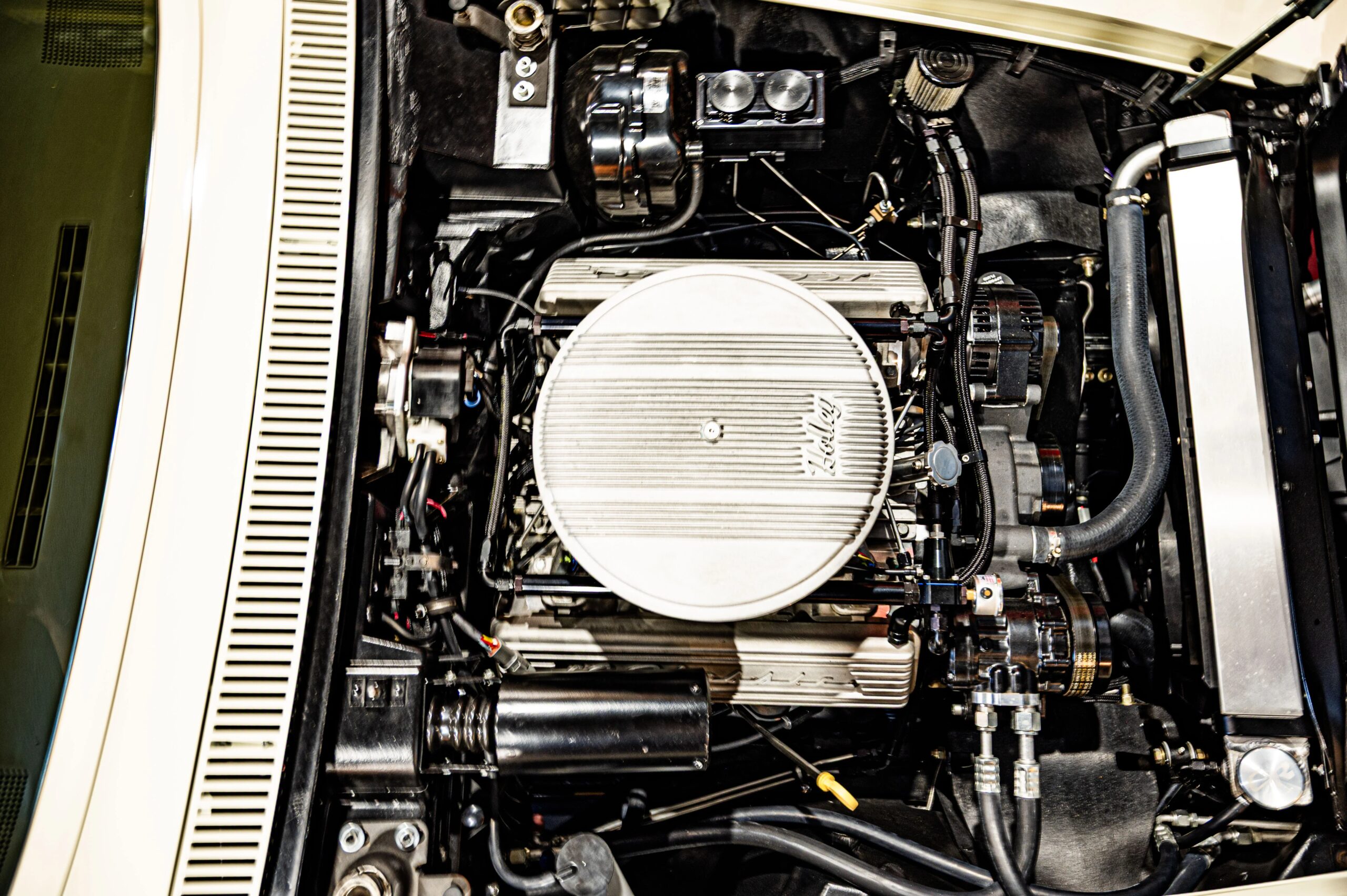 Chevrolet-Corvette-convertible-1972-White-Tan-34